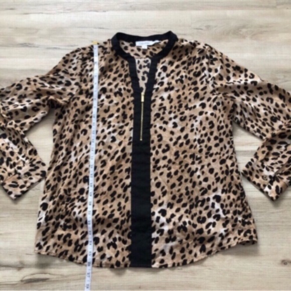 Calvin Klein Leopard Print Blouse with Black Trim - Picture 6 of 8